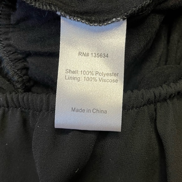 Scoop NYC Black Ruffle Flutter Sleeve Layered Blouse - Size Small - Picture 10 of 12